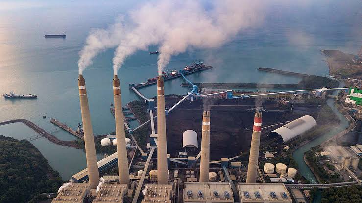 Beri Izin Pembangunan PLTU Baru, Janji Pemerintahan Jokowi akan Energi Terbarukan Hanya Sekadar Angan
