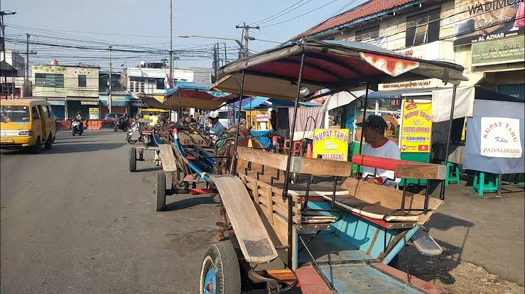 Delman di Pasar Tagog Padalarang (foto: Pinterest)