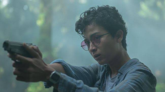 Menyibak Kabut Kelam Birokrasi di Indonesia Melalui Film “Kabut Berduri”