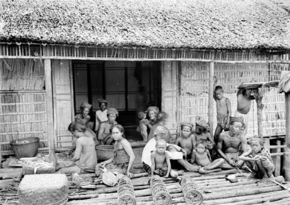 Ilustrasi orang Sunda (foto: Pinterest)