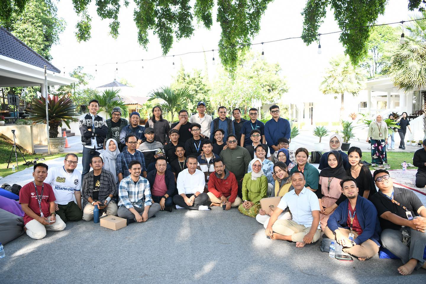 Asosiasi Media Sosial dan Siber Indonesia (AMSINDO) Jawa Barat “Nganjang ka Pakuan”, Pj Gubernur Sambut Sinergitas dalam Percepatan Penyebaran Informasi Faktual